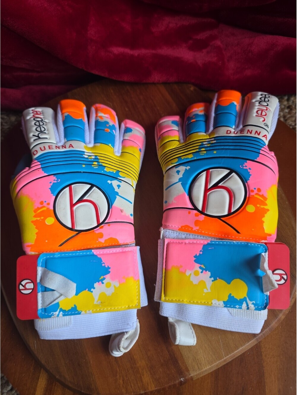 Duenna Keepher Women’s Goalkeeper Soccer Gloves Size 6 Blue Pink Latex Pair